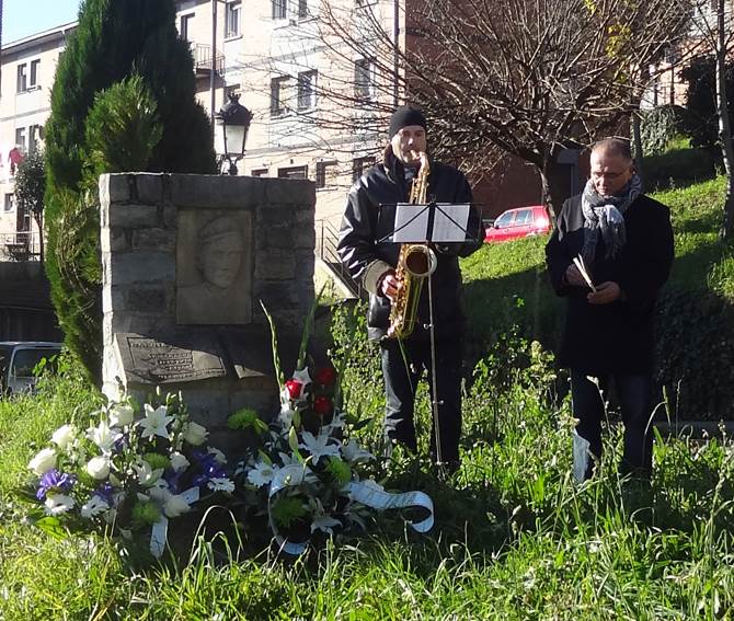 Descripci�n: Descripci�n: Descripci�n: Descripci�n: Descripci�n: Descripci�n: E:\DCIM\100MSDCF\DSC05517.JPG